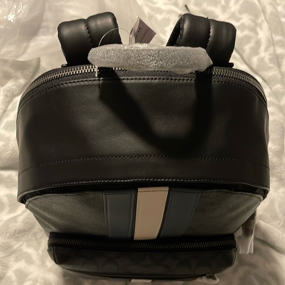 🩶Coach West Backpack In Signature Canvas With Varsity Stripe, 3001 - Picture 5 of 14